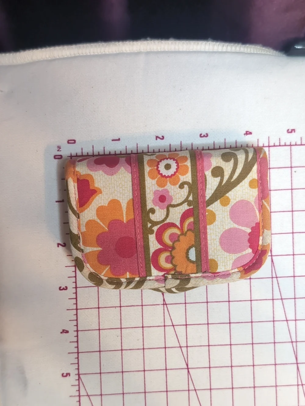 Vera Bradley compact vera